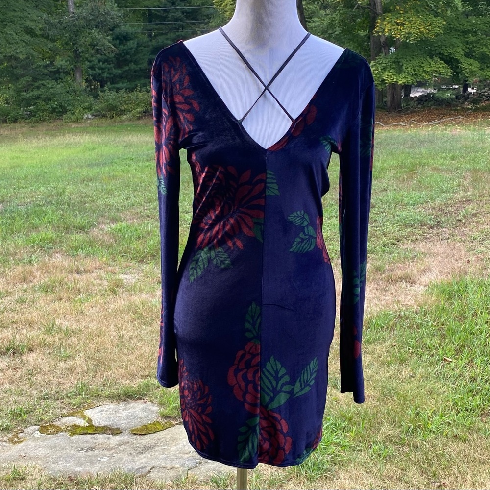 FREE PEOPLE INTIMATELY INTIMATES CHEMISE SLIP MINI BLUE FLORAL DEEP VEE Size M
